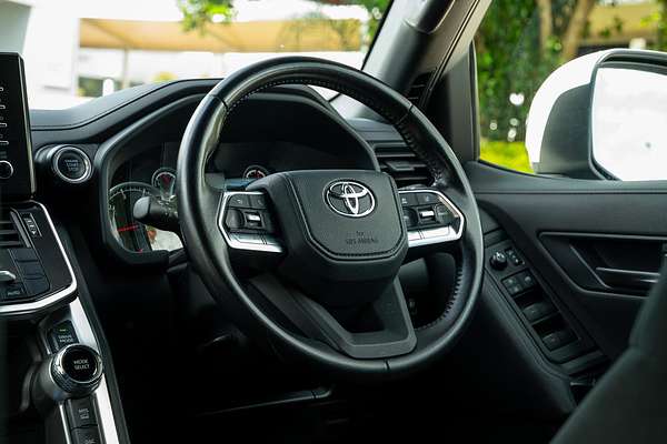 2023 Toyota Landcruiser GXL FJA300R