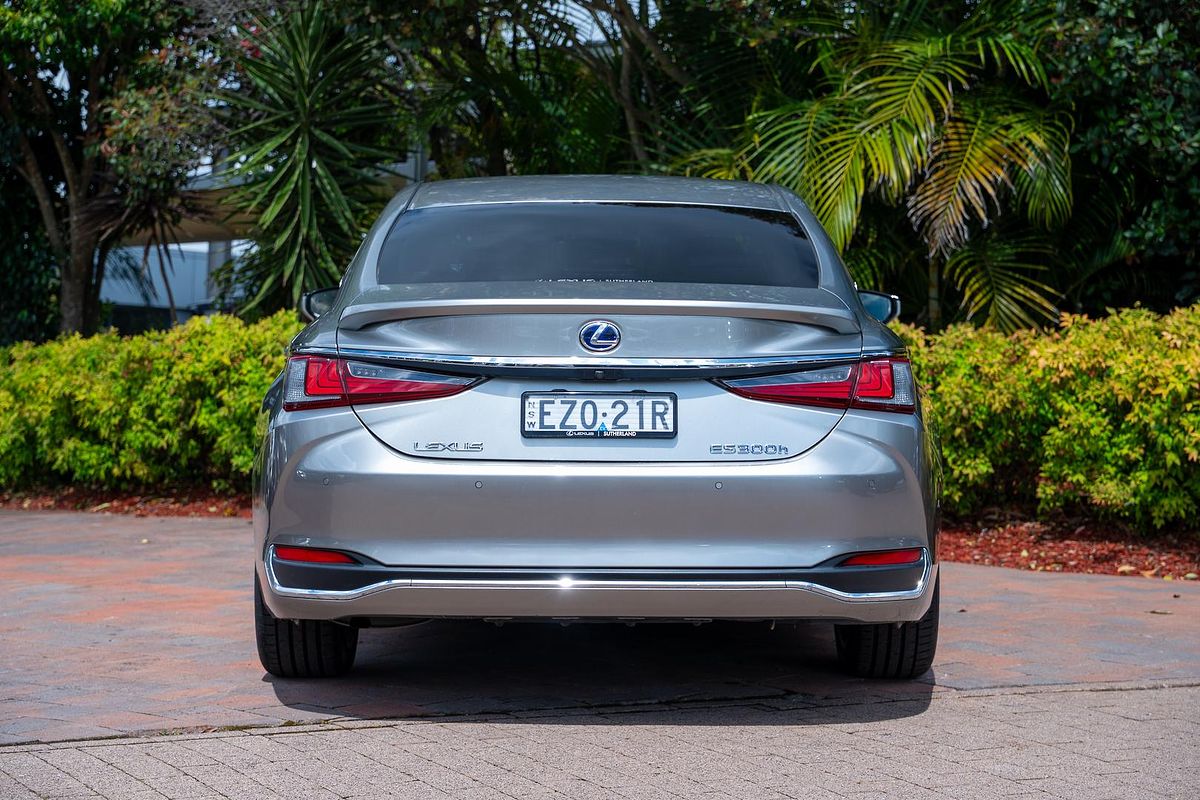 2019 Lexus ES ES300h Sports Luxury AXZH10R