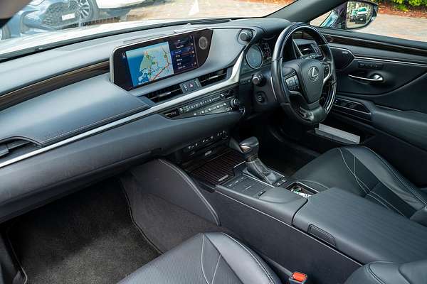 2019 Lexus ES ES300h Sports Luxury AXZH10R