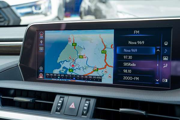 2019 Lexus ES ES300h Sports Luxury AXZH10R