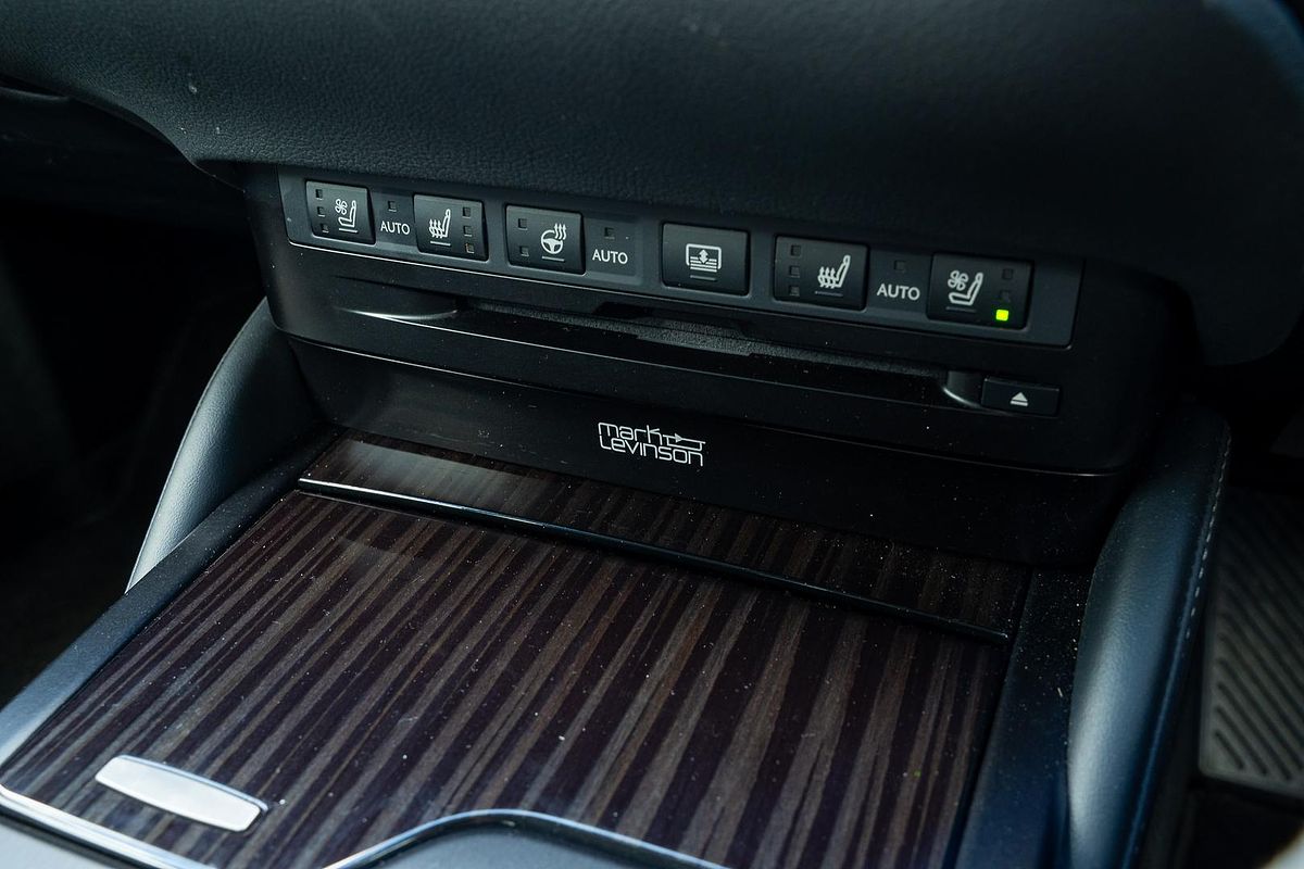 2019 Lexus ES ES300h Sports Luxury AXZH10R