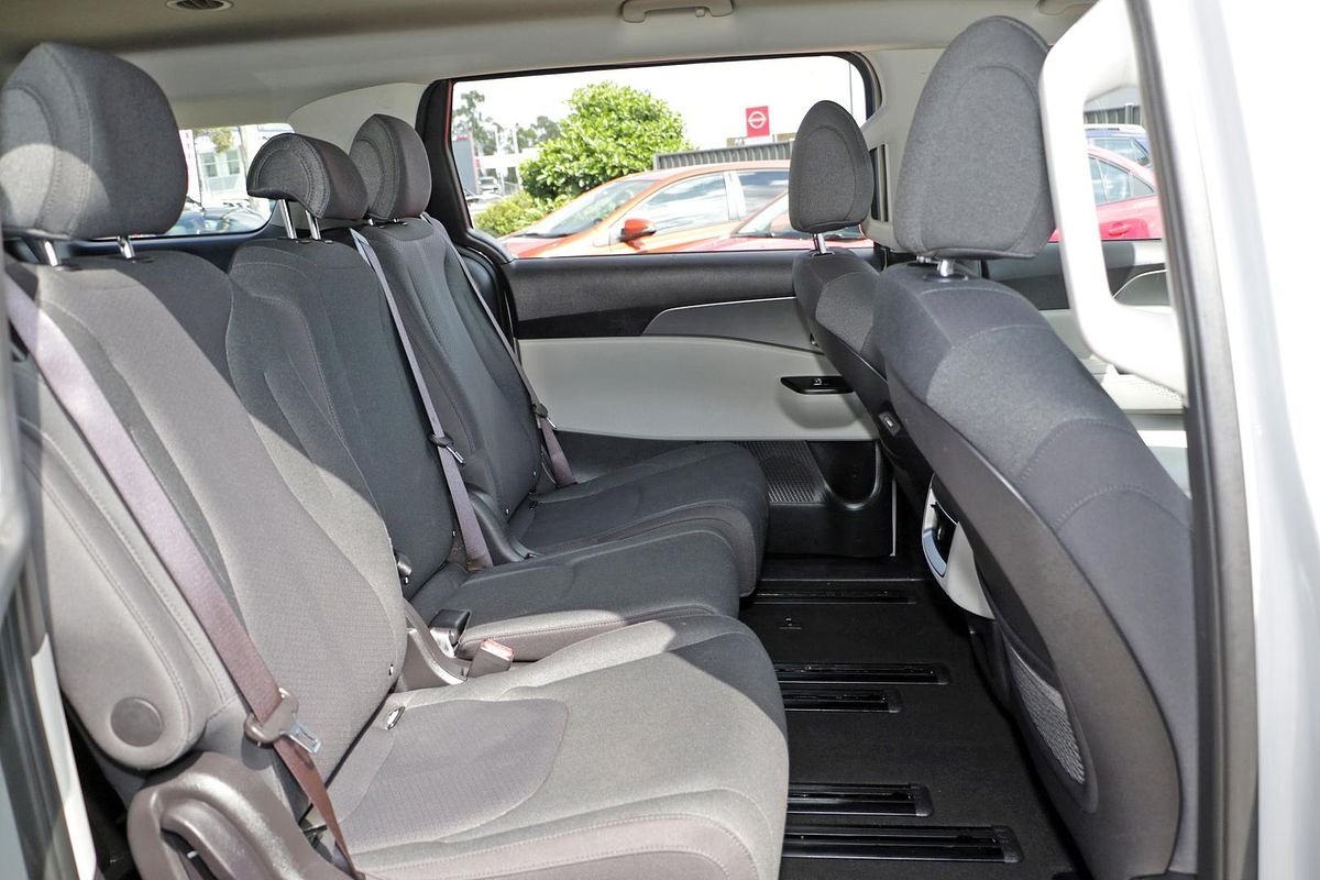 2023 Kia Carnival S KA4