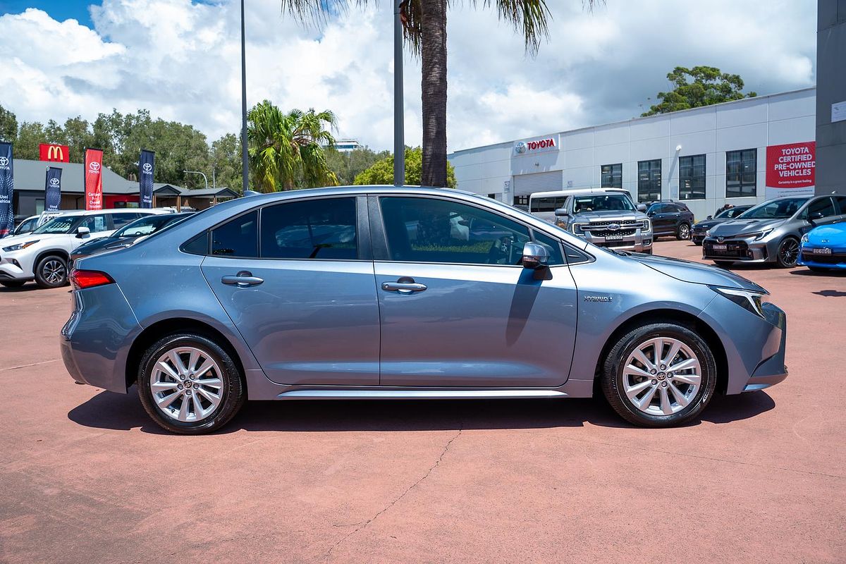 2022 Toyota Corolla SX Hybrid ZWE219R