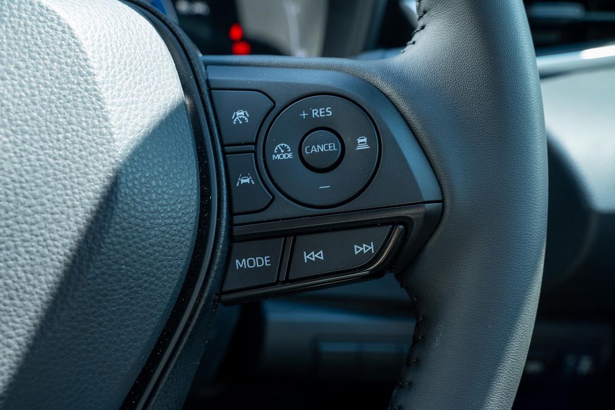 2022 Toyota Corolla SX Hybrid ZWE219R