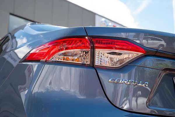 2022 Toyota Corolla SX Hybrid ZWE219R