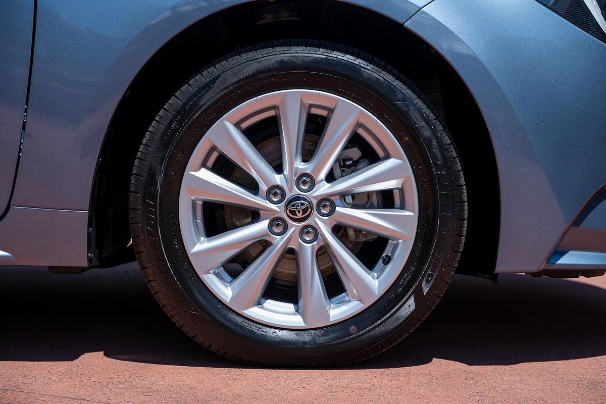 2022 Toyota Corolla SX Hybrid ZWE219R