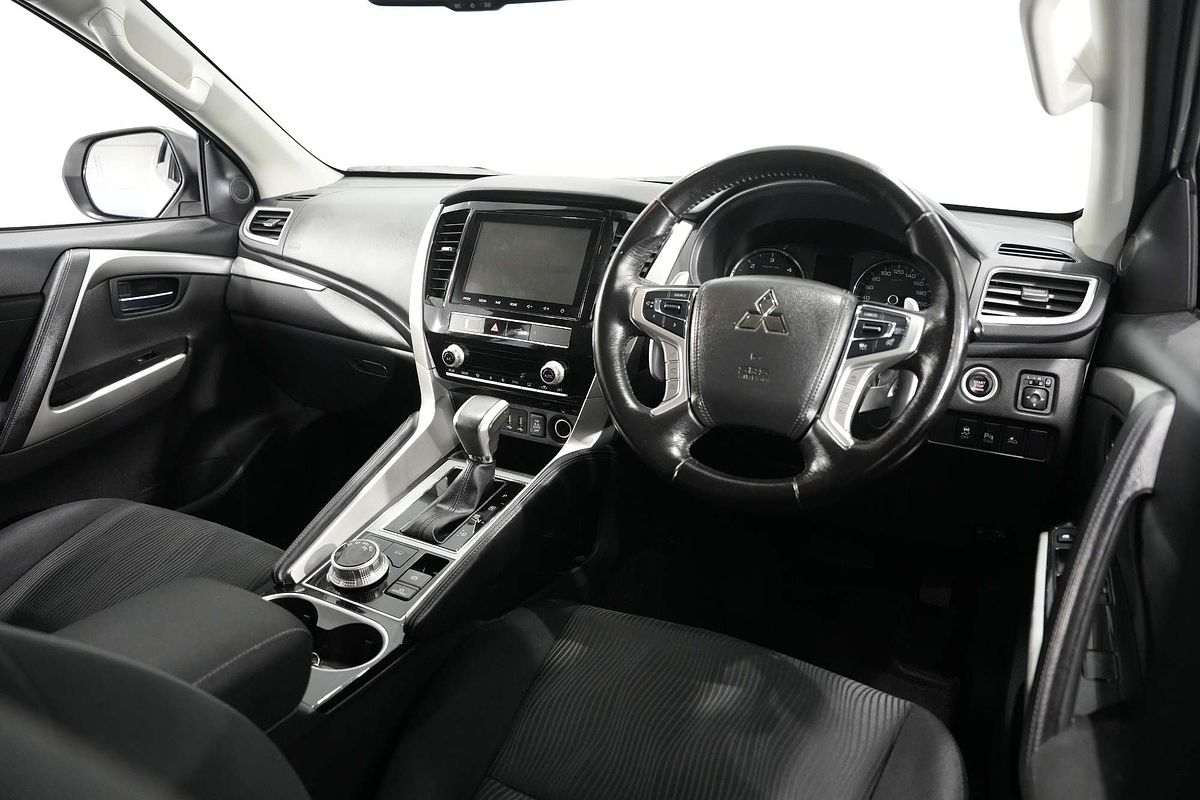 2022 Mitsubishi Pajero Sport GLS QF