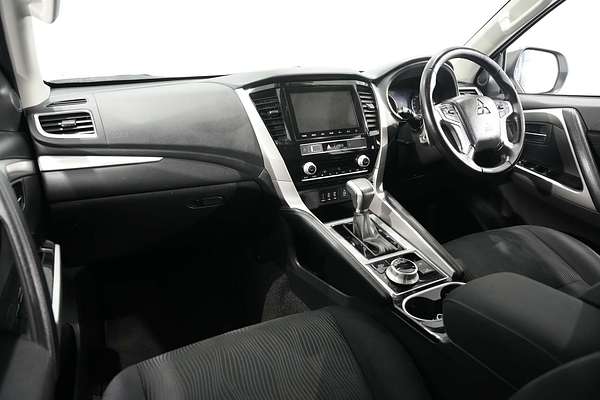 2022 Mitsubishi Pajero Sport GLS QF