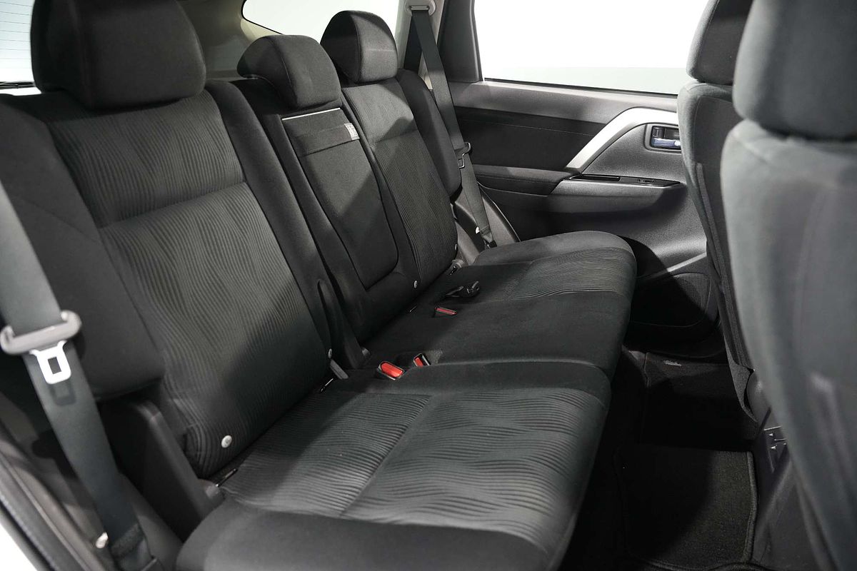 2022 Mitsubishi Pajero Sport GLS QF