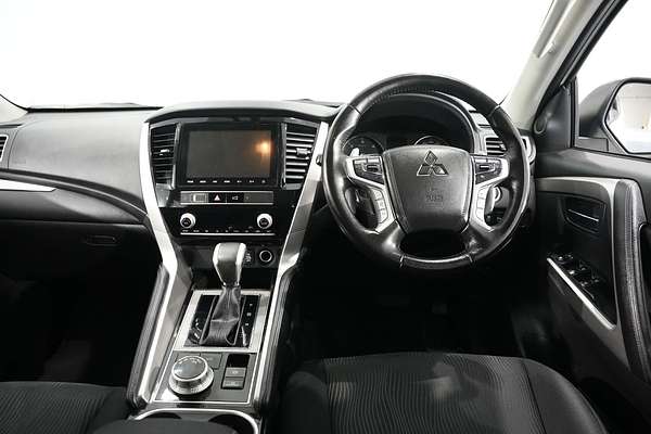 2022 Mitsubishi Pajero Sport GLS QF