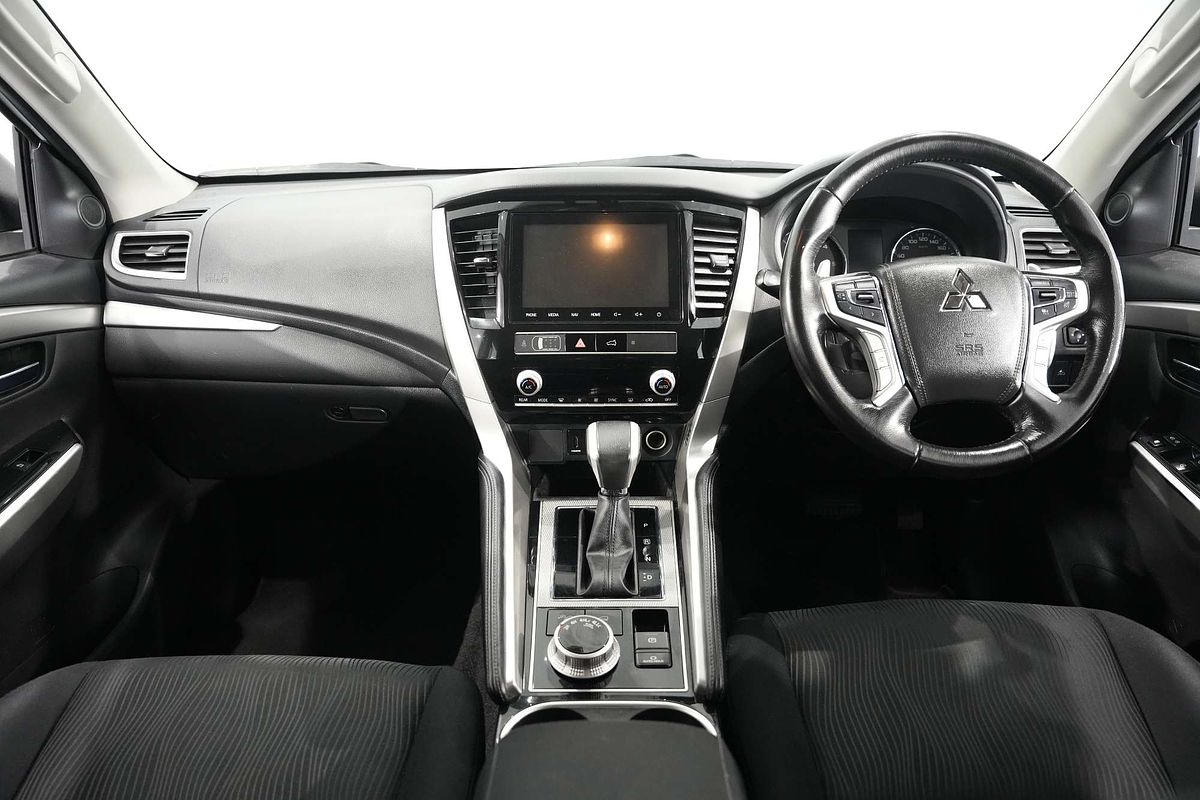 2022 Mitsubishi Pajero Sport GLS QF