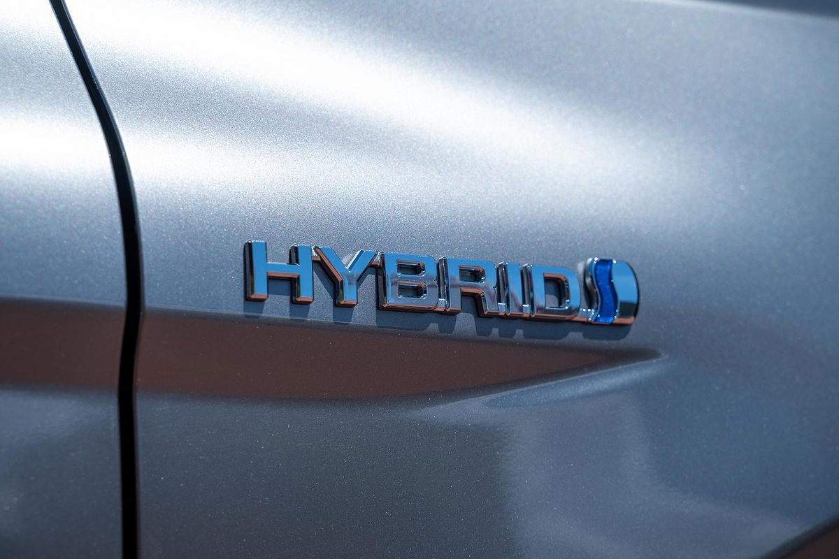 2024 Toyota Camry Ascent AXVH70R