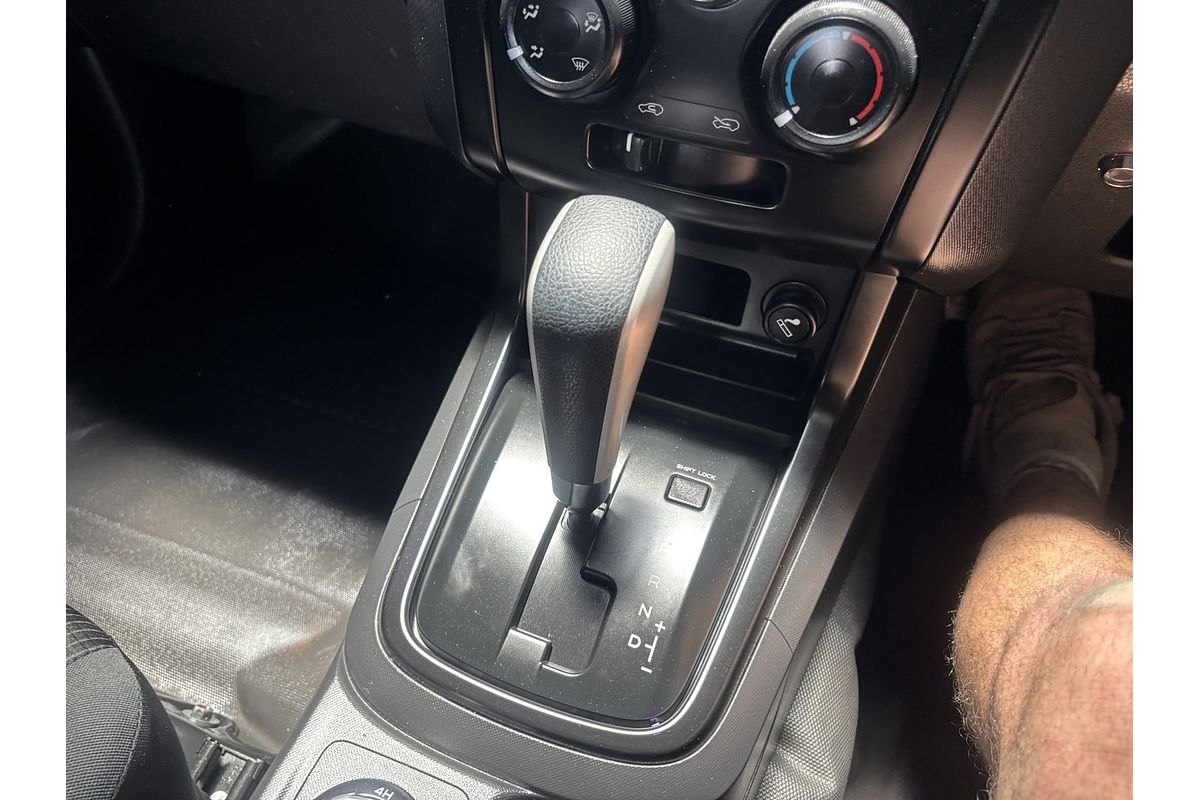 2019 Isuzu D-MAX SX 4X4