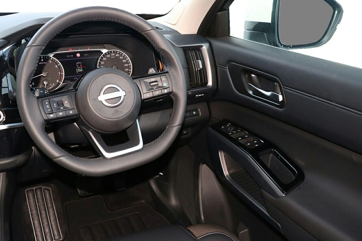 2024 Nissan Pathfinder Ti R53