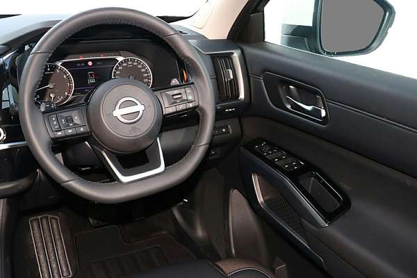 2024 Nissan Pathfinder Ti R53