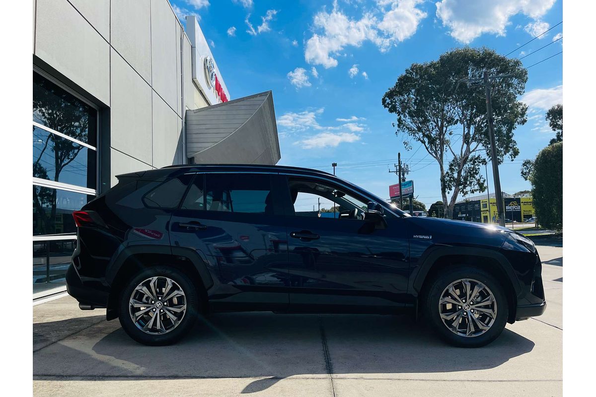 2024 Toyota RAV4 GXL AXAH54R