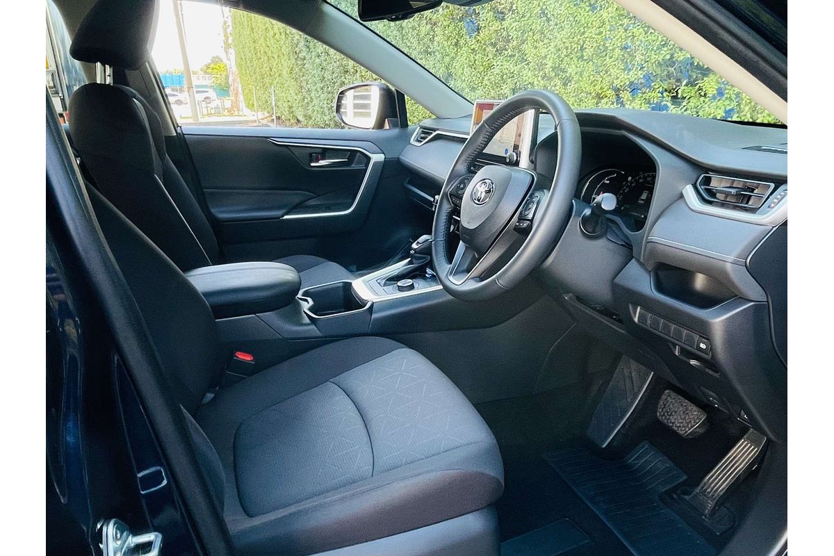 2024 Toyota RAV4 GXL AXAH54R