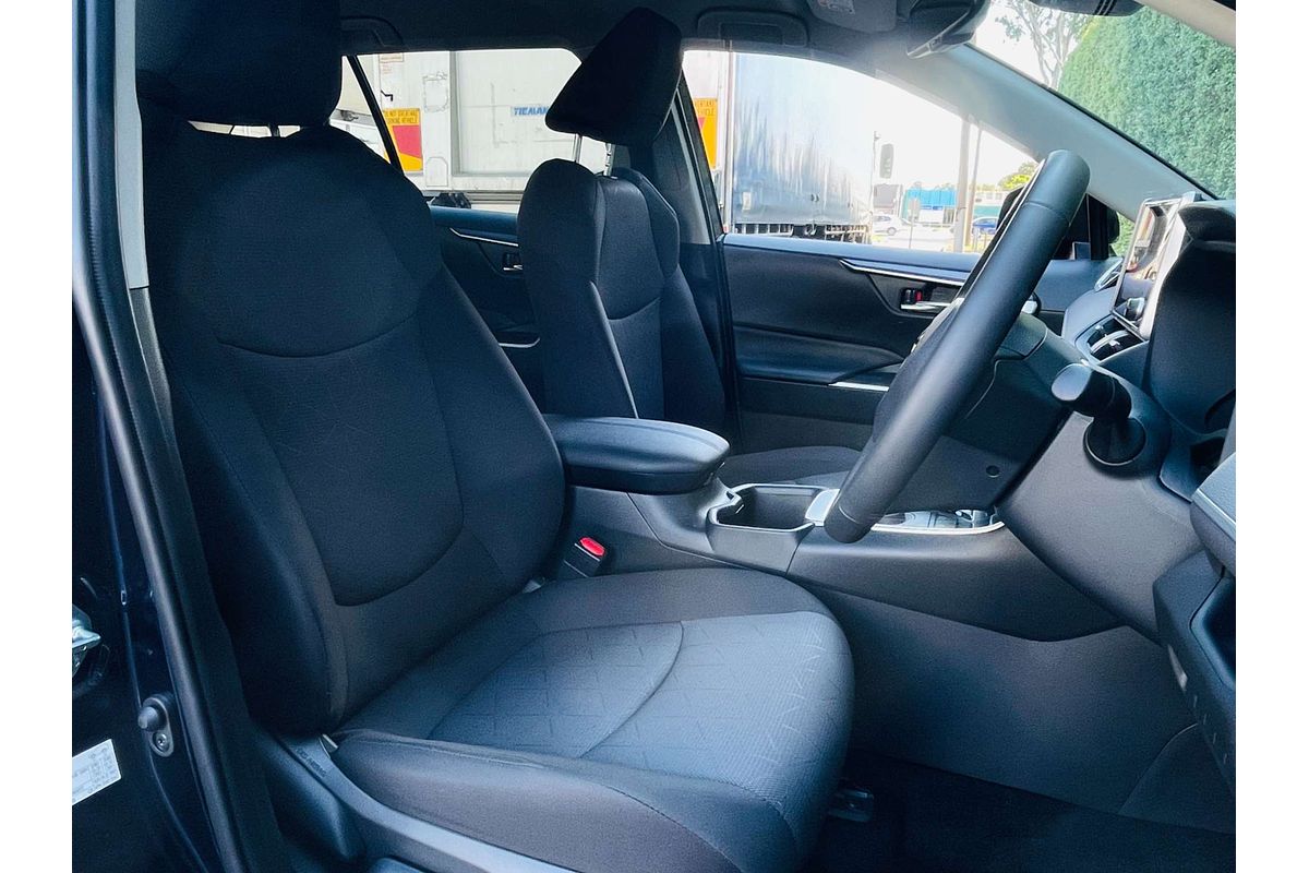 2024 Toyota RAV4 GXL AXAH54R