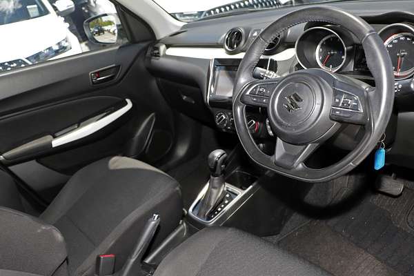 2017 Suzuki Swift GL Navigator FZ