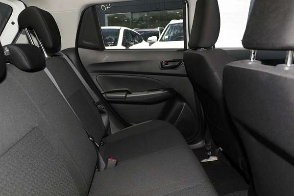 2017 Suzuki Swift GL Navigator FZ