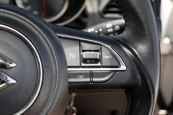 2017 Suzuki Swift GL Navigator FZ