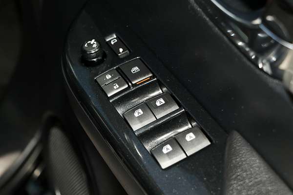 2018 Toyota Hilux SR5 GUN126R 4X4