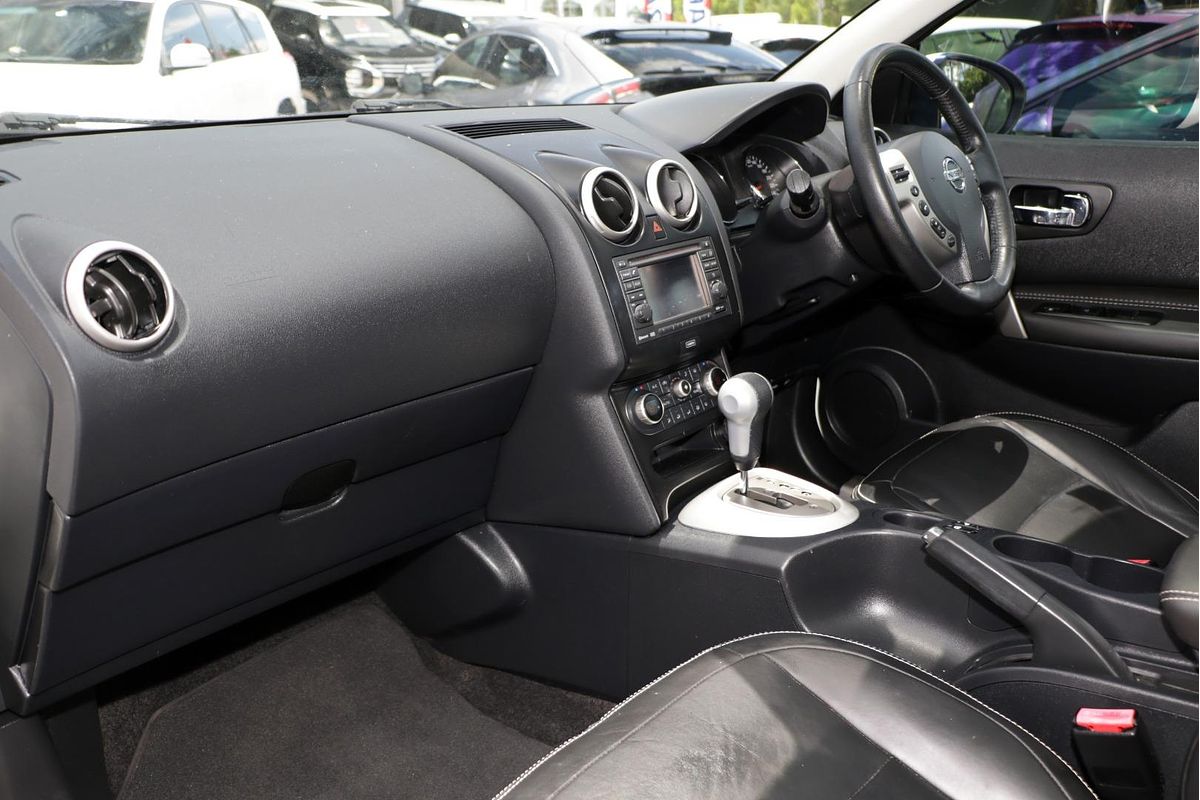 2013 Nissan Dualis Ti-L J10 Series 4