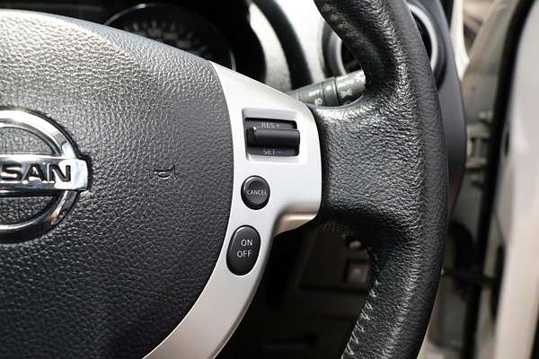 2013 Nissan Dualis Ti-L J10 Series 4