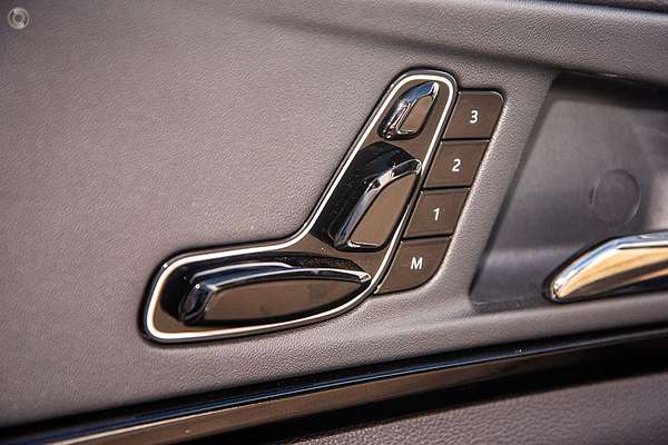 2025 Mahindra XUV700 AX7L