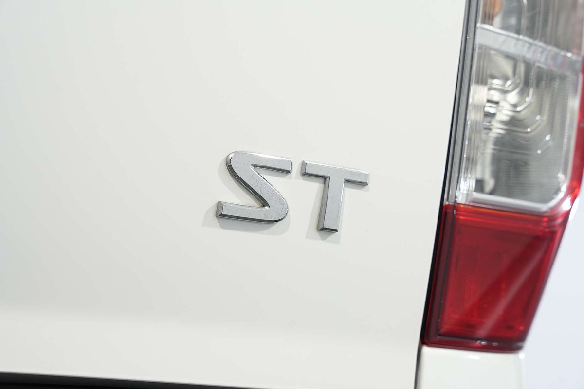 2020 Nissan Navara ST D23 Series 4 4X4