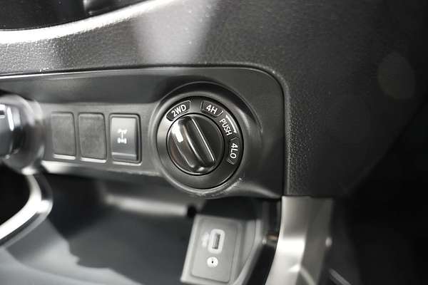 2020 Nissan Navara ST D23 Series 4 4X4