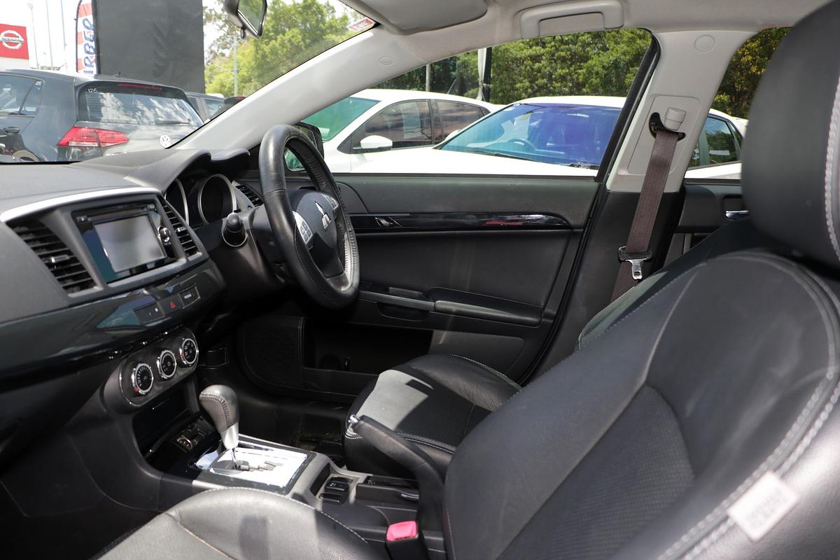 2014 Mitsubishi Lancer LX CJ