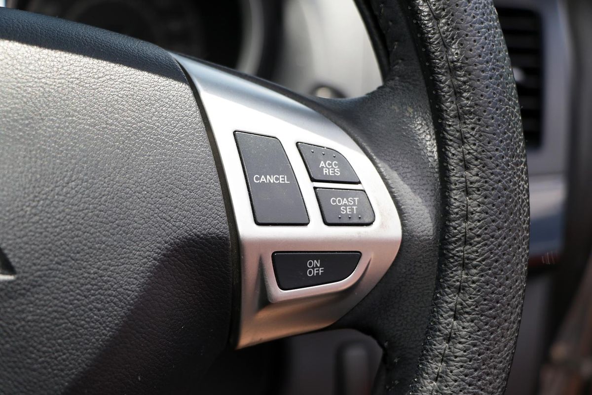 2014 Mitsubishi Lancer LX CJ