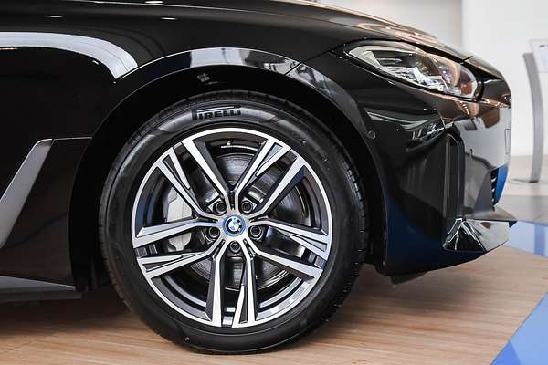 2024 BMW i4 eDrive35 G26