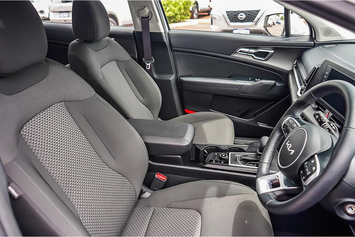 2024 Kia Sportage S NQ5