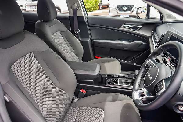 2024 Kia Sportage S NQ5