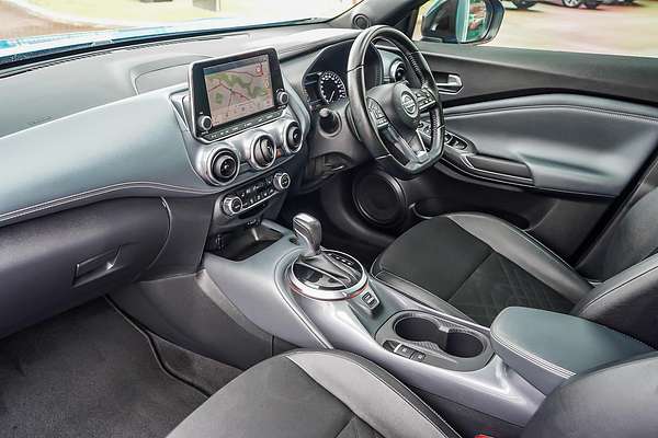 2020 Nissan JUKE ST-L F16