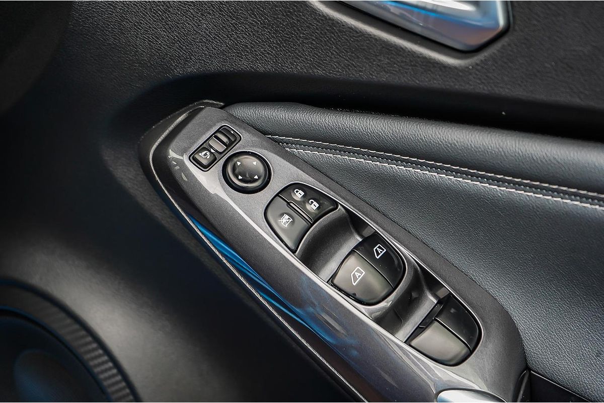 2020 Nissan JUKE ST-L F16