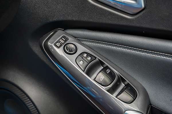 2020 Nissan JUKE ST-L F16