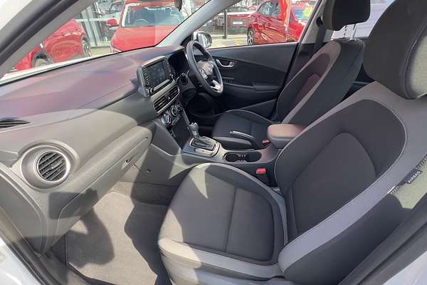 2020 Hyundai Kona Go OS.3