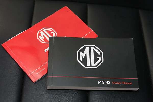 2024 MG HS Vibe SAS23