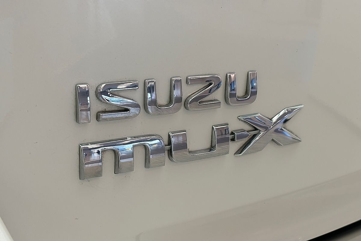 2015 Isuzu MU-X LS-U