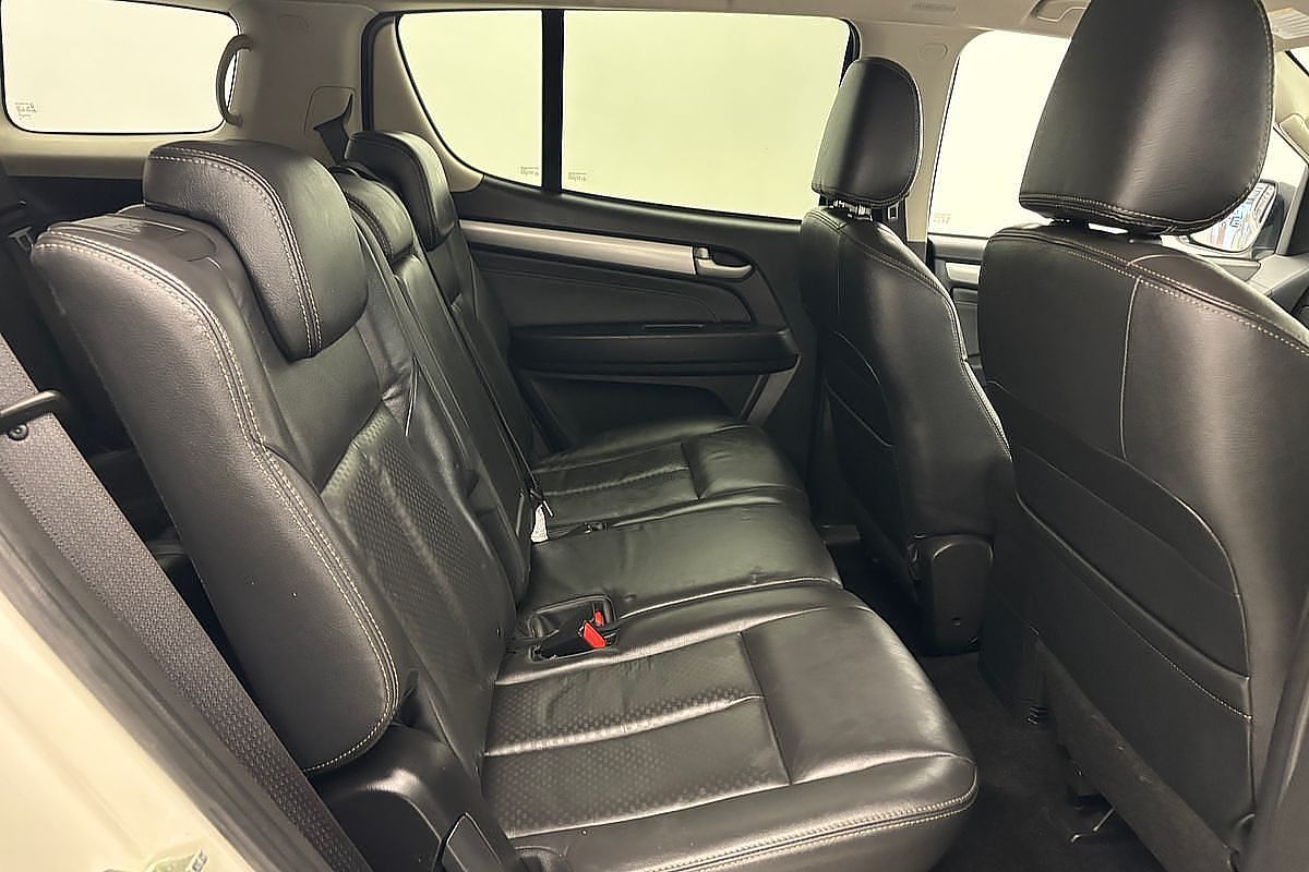 2015 Isuzu MU-X LS-U