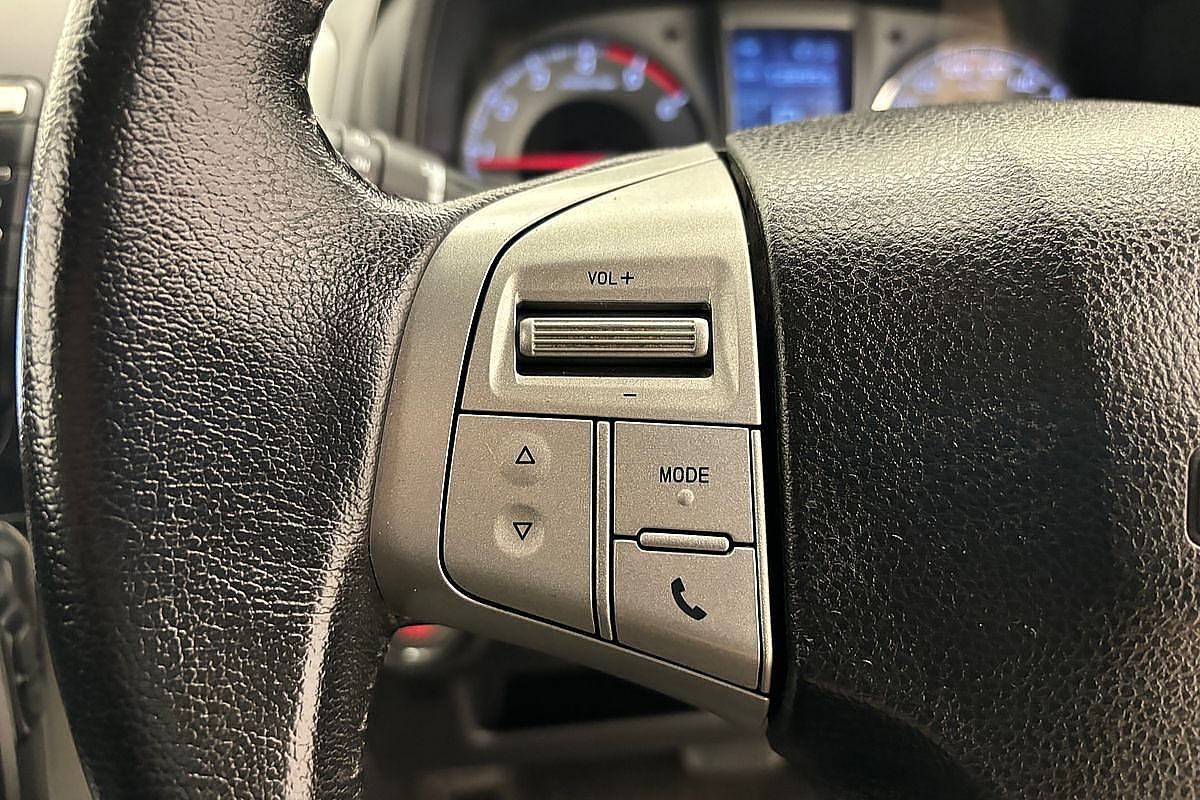 2015 Isuzu MU-X LS-U