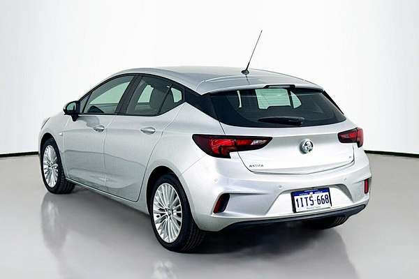 2017 Holden Astra R BK