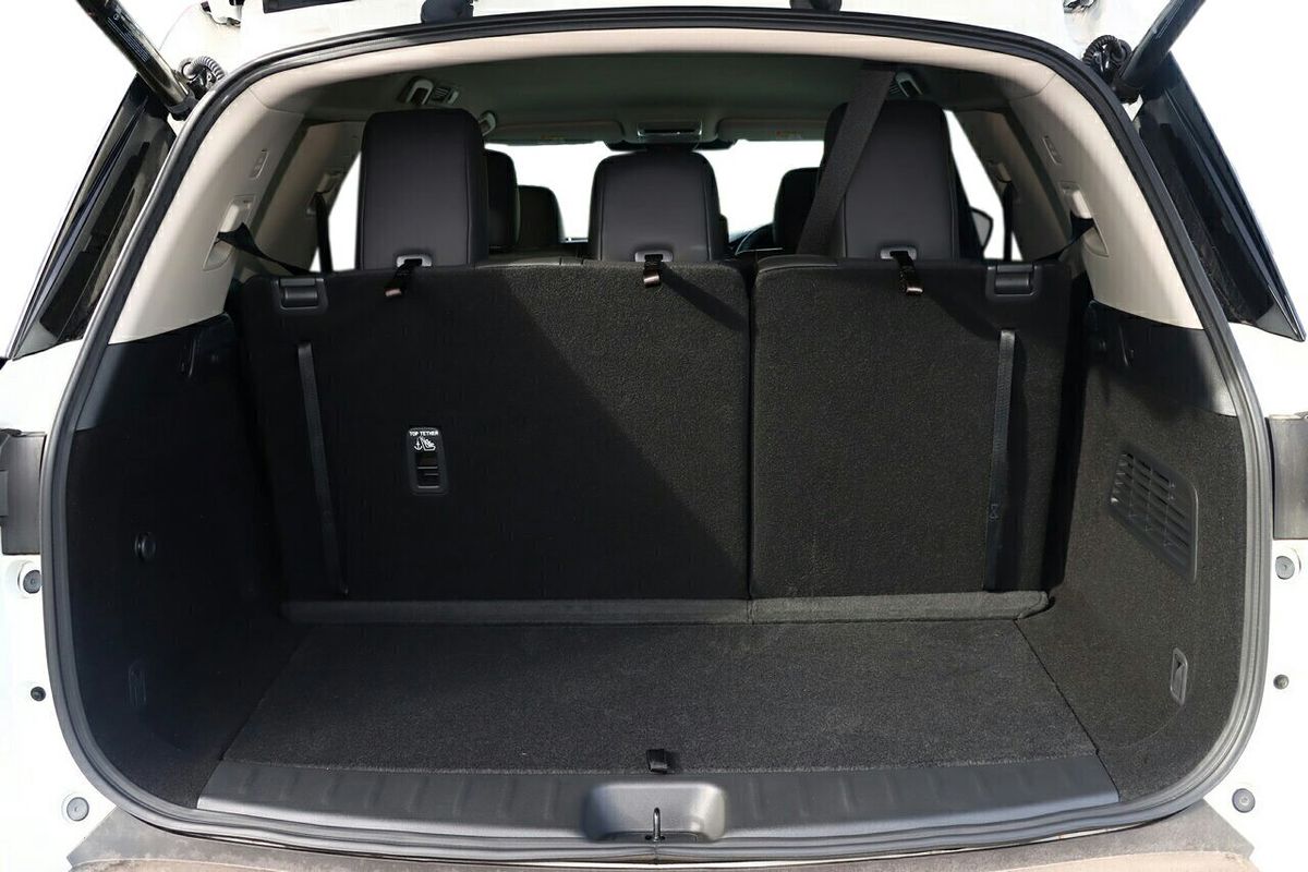 2024 Nissan Pathfinder Ti R53