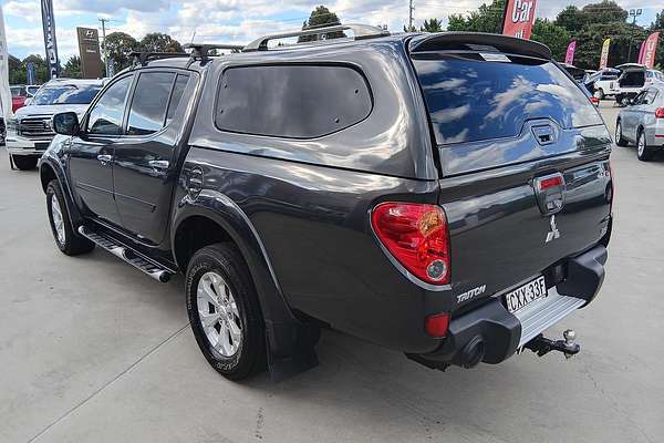 2015 Mitsubishi Triton GLX-R MN 4X4