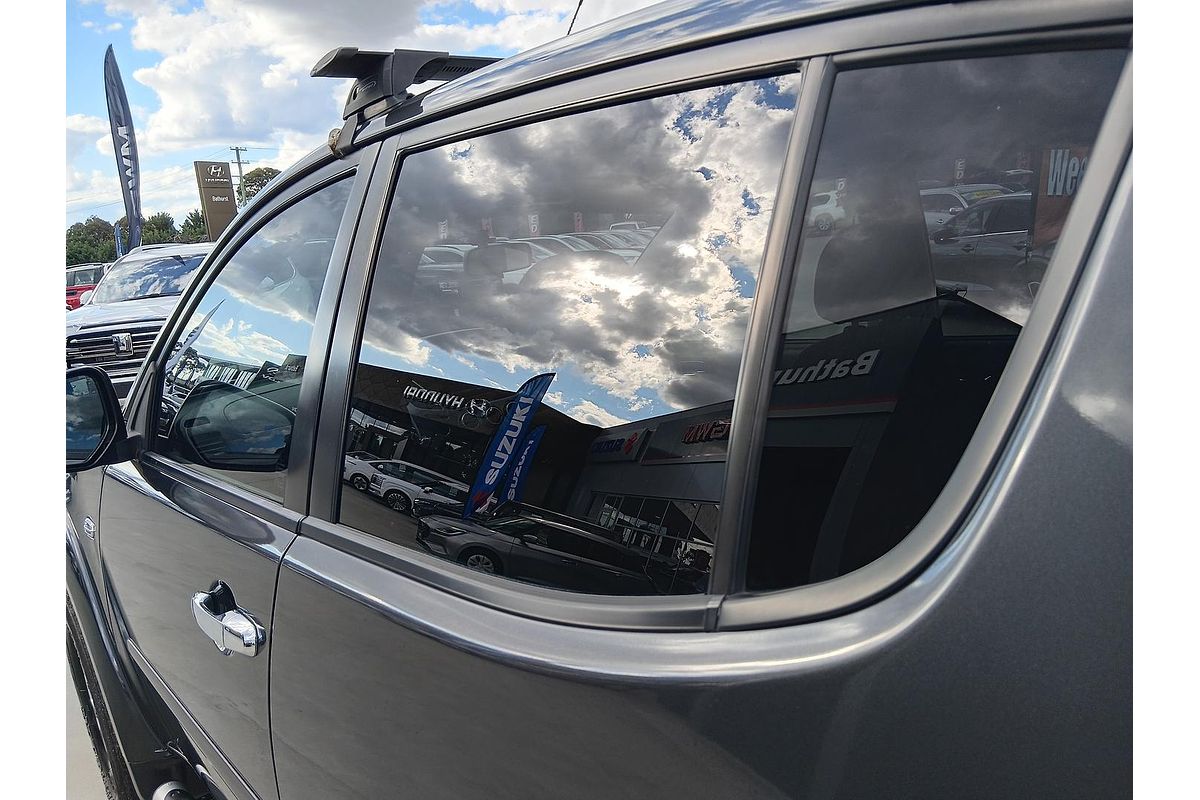 2015 Mitsubishi Triton GLX-R MN 4X4