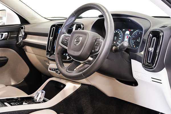 2020 Volvo XC40 T4 Inscription