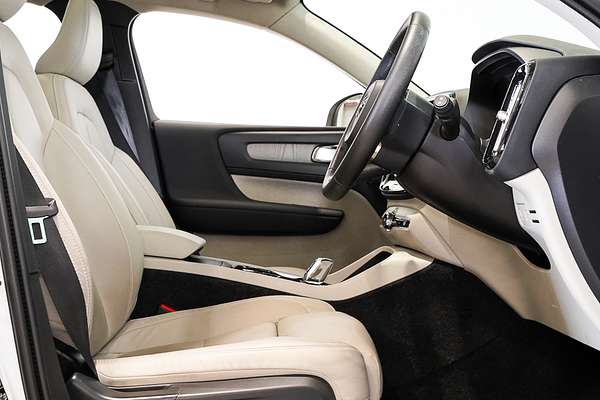 2020 Volvo XC40 T4 Inscription